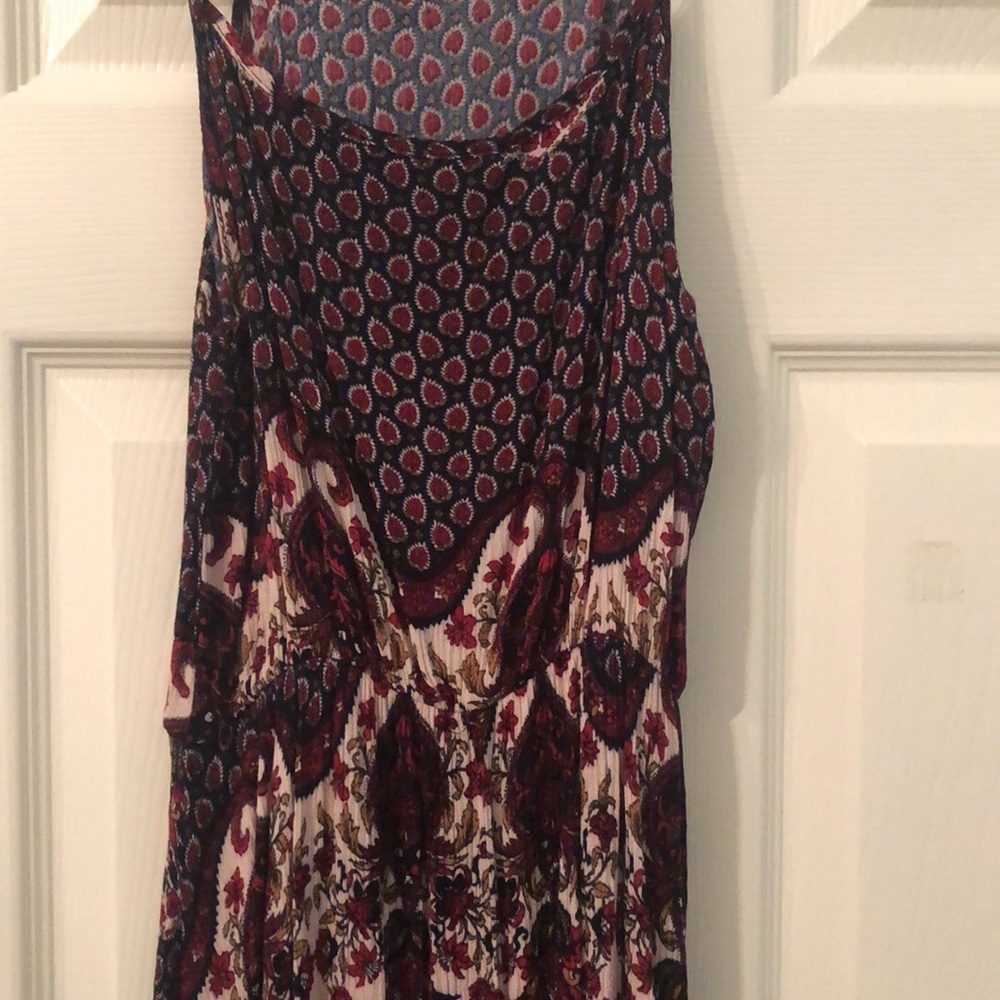 Dress - Picture 2 of 6